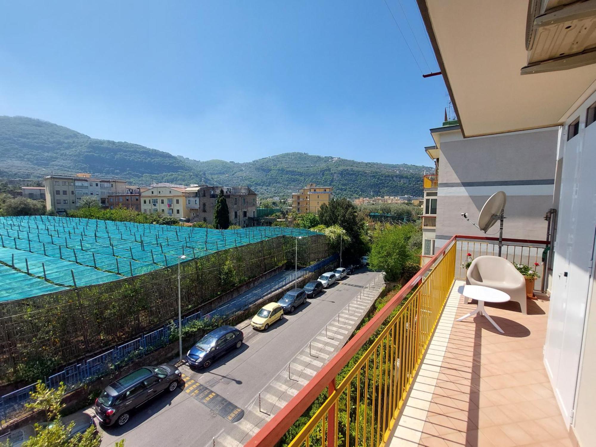 Mistral Luxury Suites Соренто Екстериор снимка
