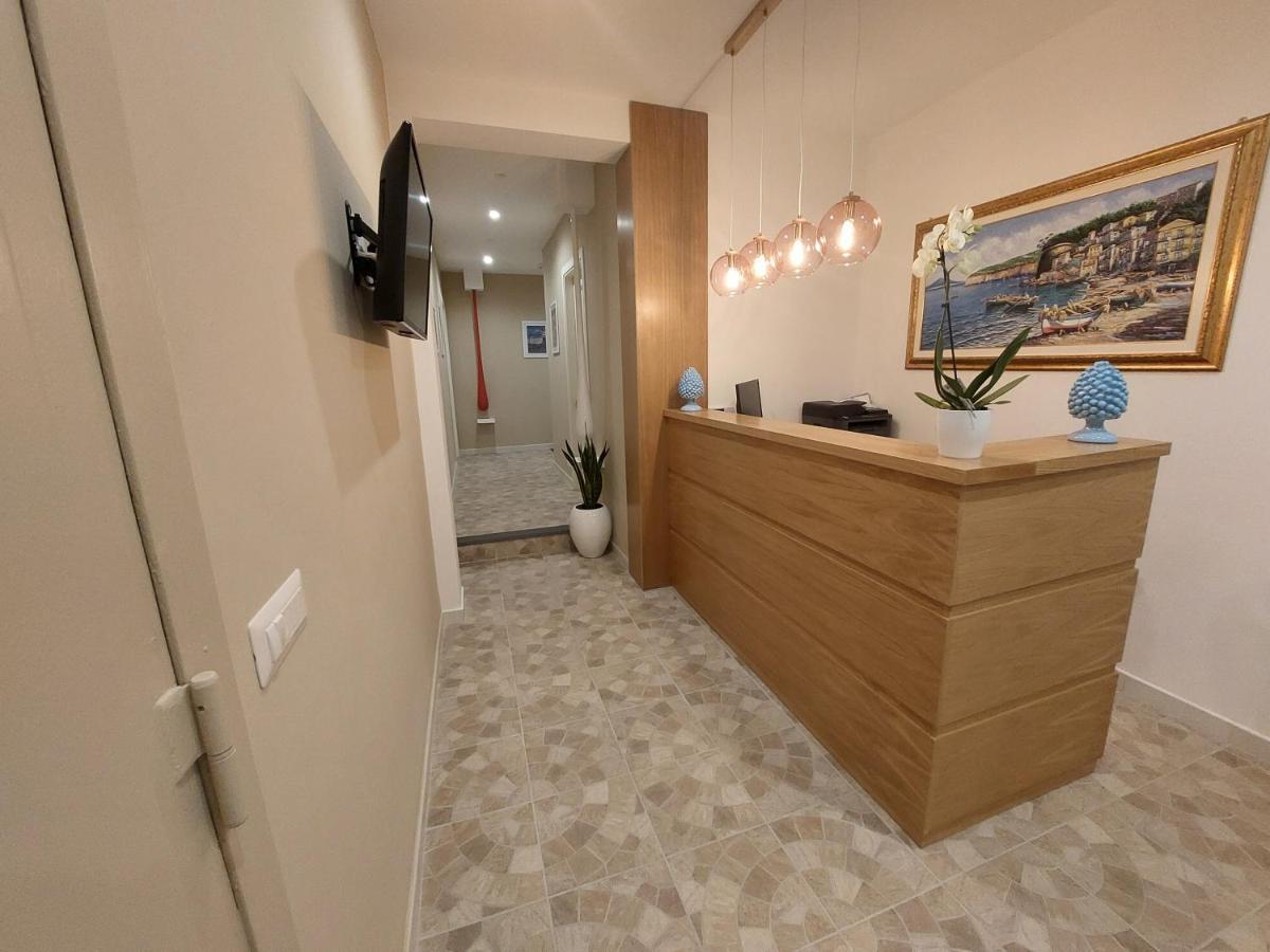 Mistral Luxury Suites Соренто Екстериор снимка